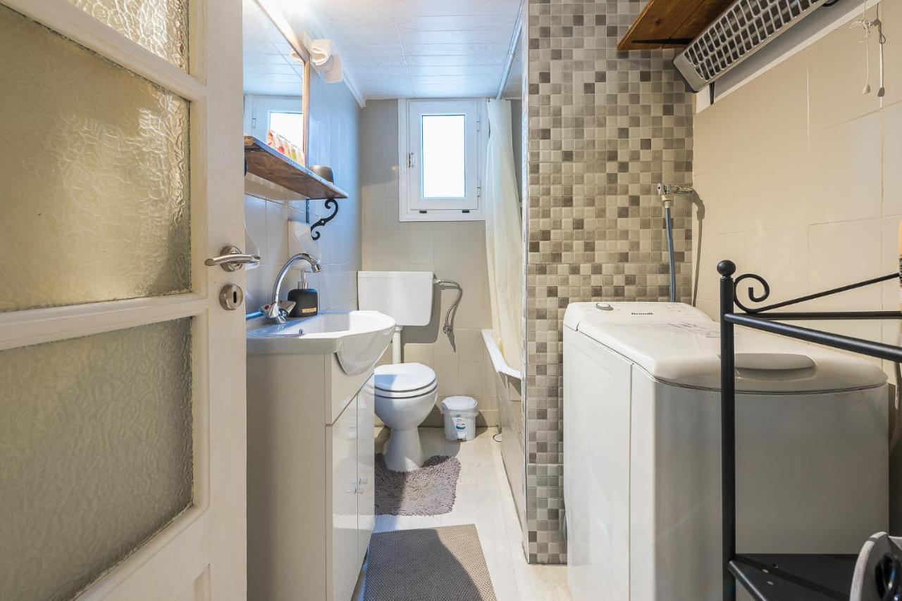 Lovely 1 Bedroom Apartment In Athen Eksteriør billede
